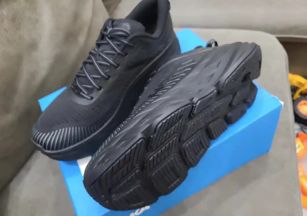 HKTVmall EcoMart 全新HOKA ONE ONE Bondi 邦代7 緩震柔軟舒適戶外